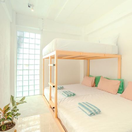 Easy Sunday Khaosan Bangkok Hotel Exterior foto