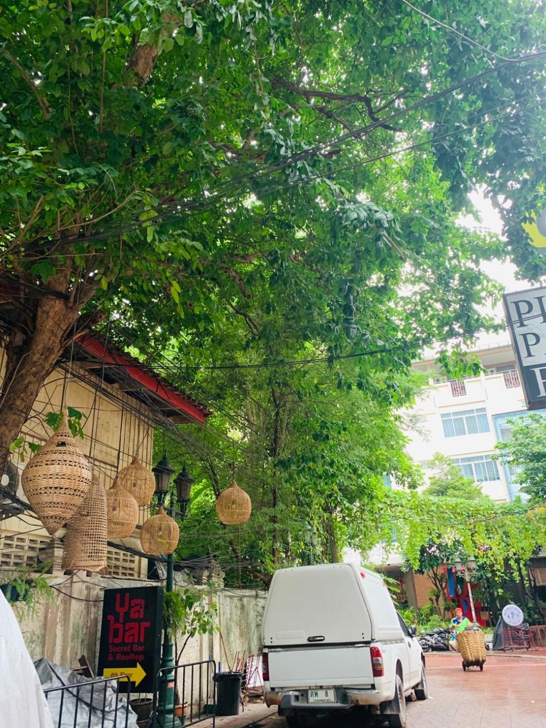 Easy Sunday Khaosan Bangkok Hotel Exterior foto