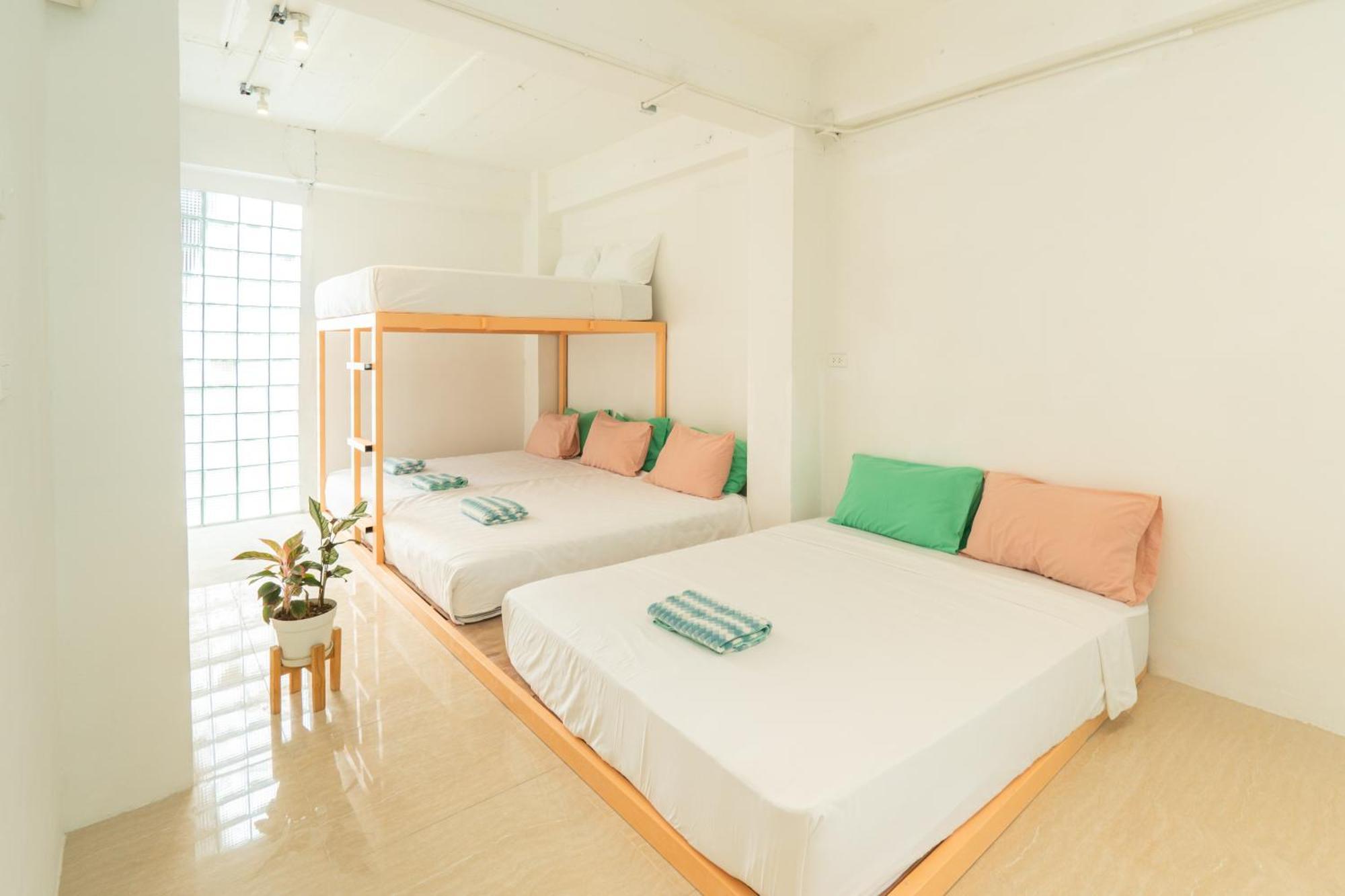 Easy Sunday Khaosan Bangkok Hotel Exterior foto